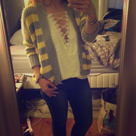 sonoma Sweaters - Yellow and gray knit sweater